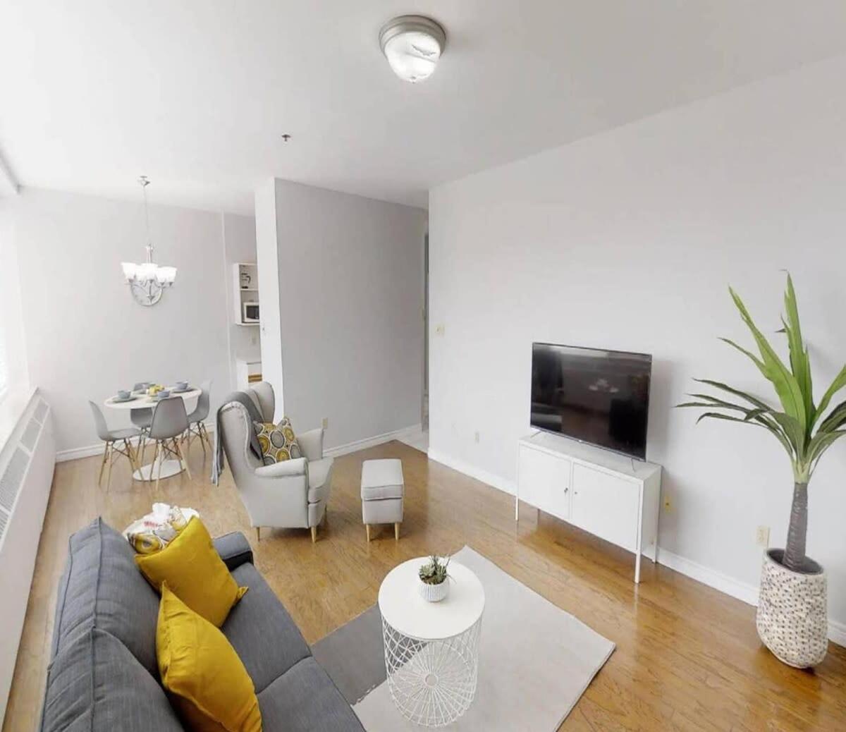 Bright Cozy Condo The Heart Of Uptown 2Bed Coffee & Tea Saint John Zewnętrze zdjęcie