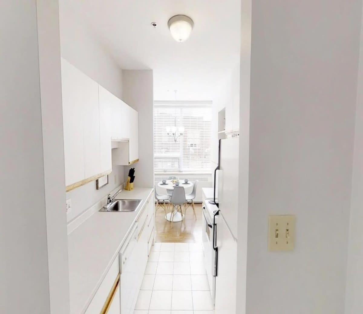 Bright Cozy Condo The Heart Of Uptown 2Bed Coffee & Tea Saint John Zewnętrze zdjęcie